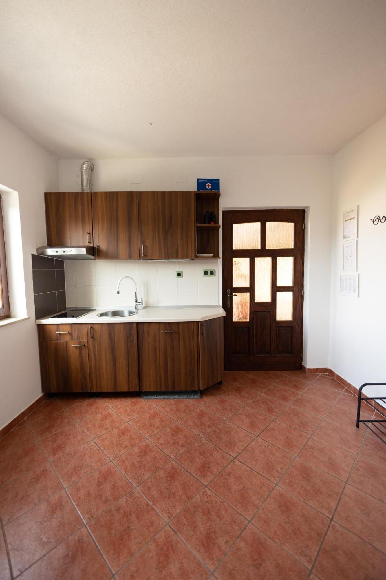 Apartman Marija โลปาร์ ภายนอก รูปภาพ